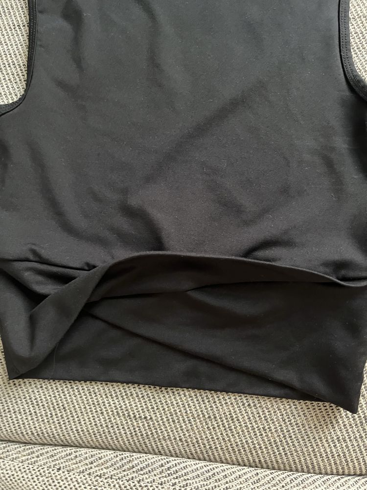 Activewear top da H&M, tamanho XS