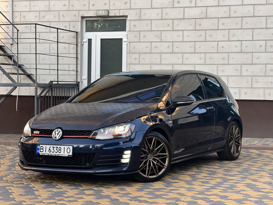 Vw Golf VII GTI.