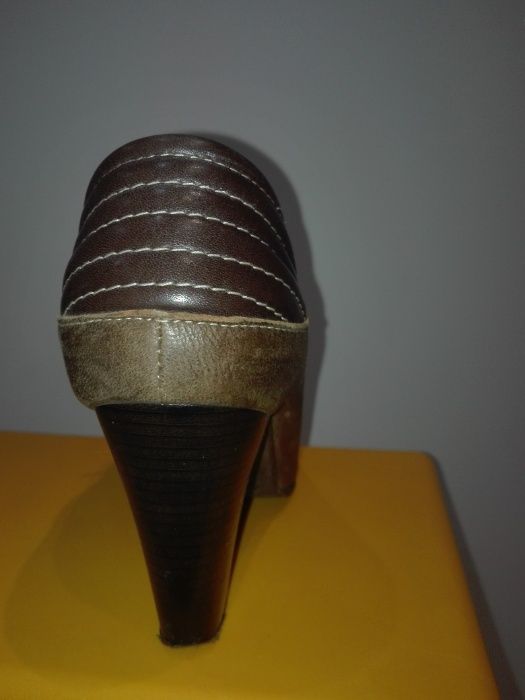 Buty damskie skórzane BOTKI