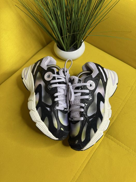 Кросівки Adidas Originals Astir