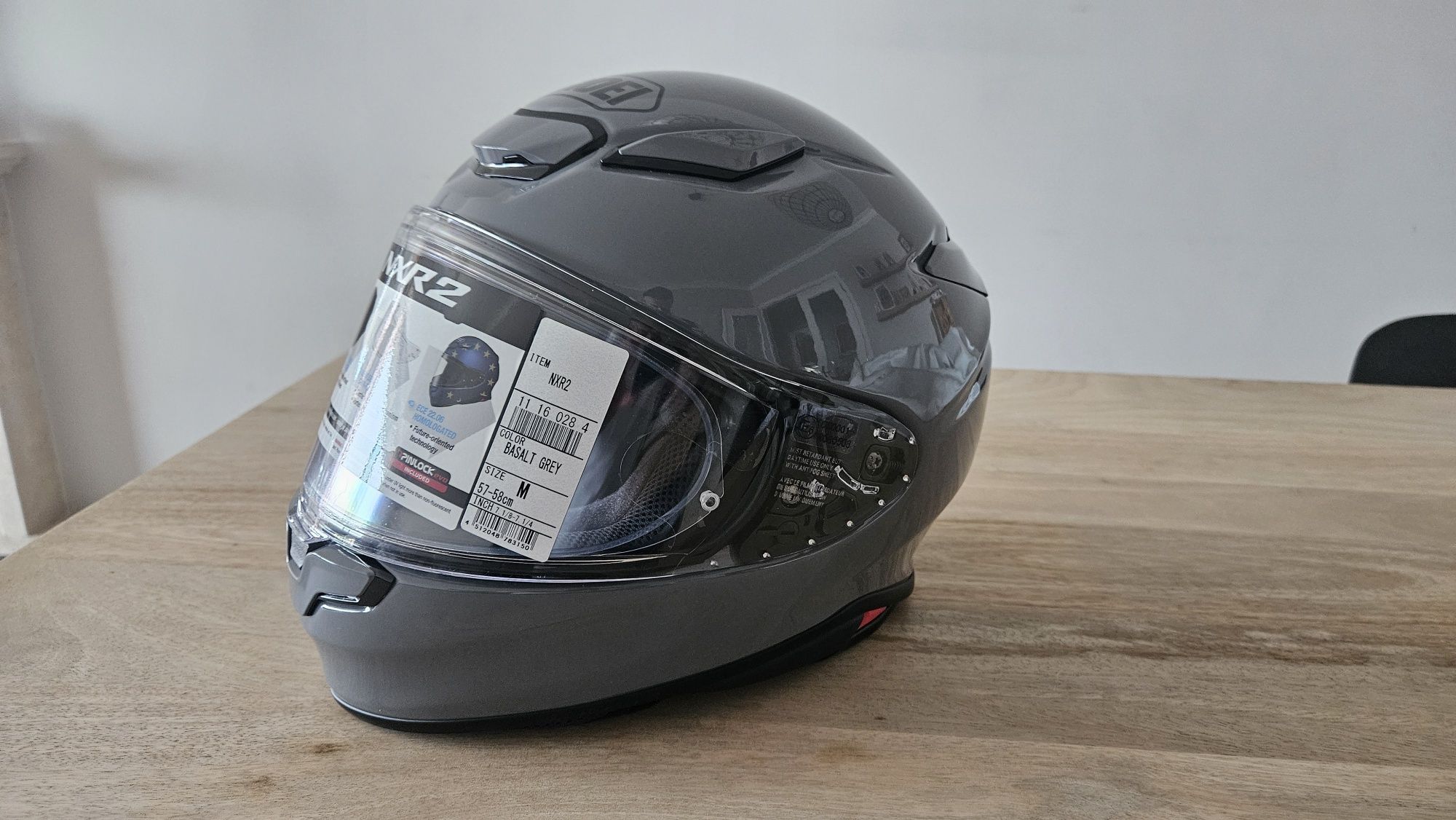 Capacete Shoei NXR 2