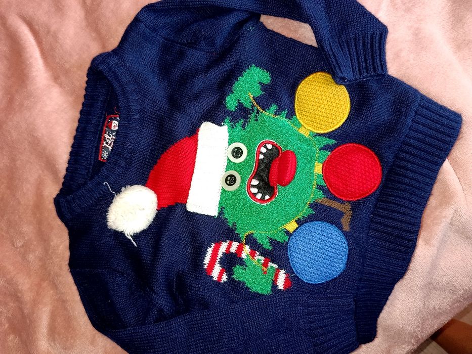 Sweterek świąteczny