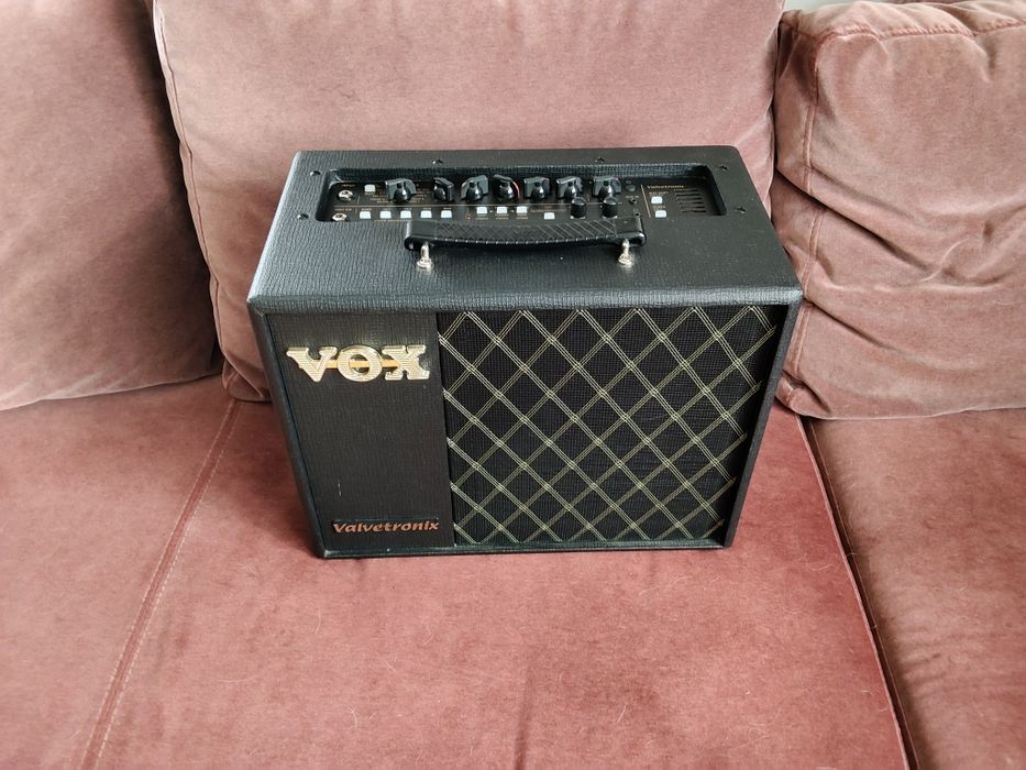 Kombo modelujące Vox VT20X