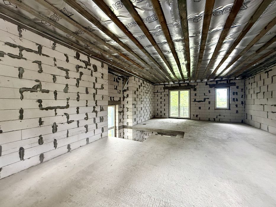 Продам будинок в мальовничій місцевості під Києвом