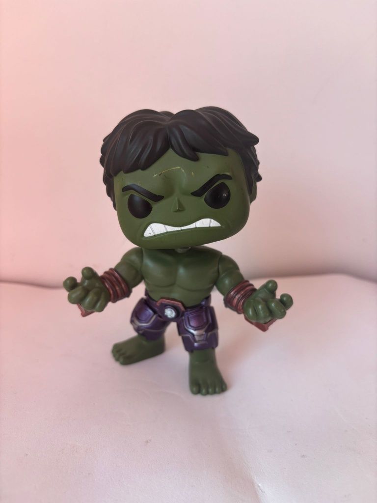 Boneco do Hulk com mola