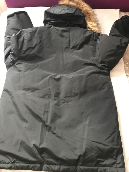 Чоловіча зимова пухова куртка