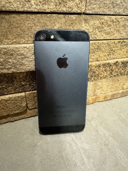 АЙФОН 5 [б/у]...