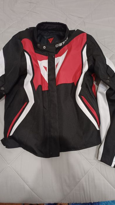 Casaca Dainese tamanho 56