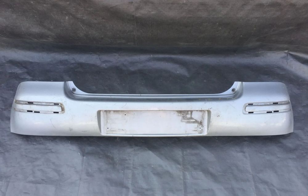 TOYOTA YARIS I LIFT 2003-2005 ZDERZAK TYLNY TYŁ