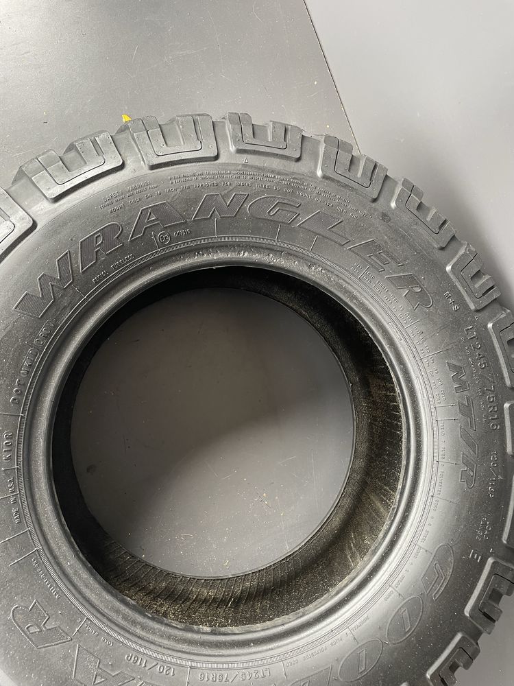 Oponu GoodYear Wrangler MT/R 245 75 R16