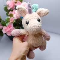 Pluszowa maskotka Jednorożec amigurumi handmade rękodzieło