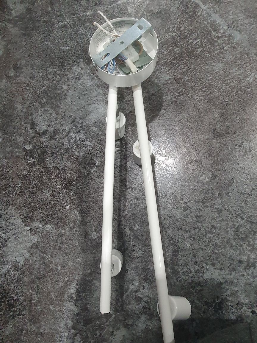 Lampa sufitowa  biała