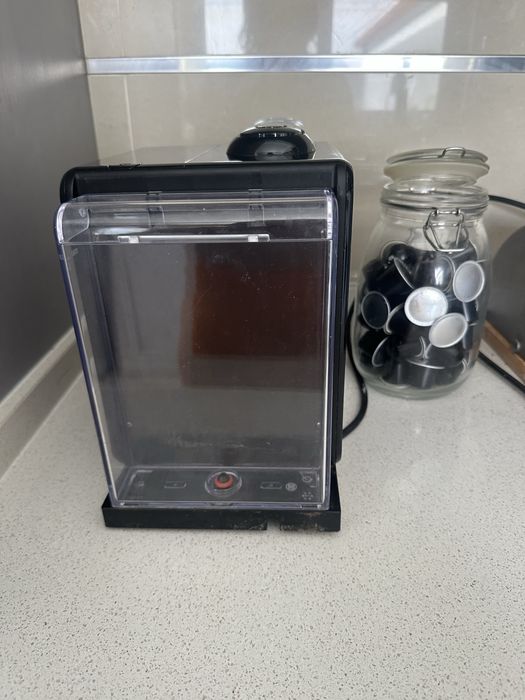 Maquina café Nespresso Delonghi Latissima