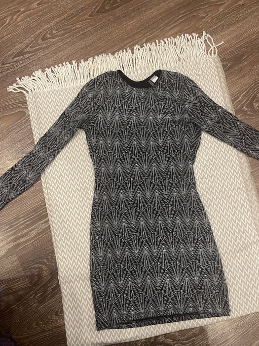 Сукня облягаюча H&M