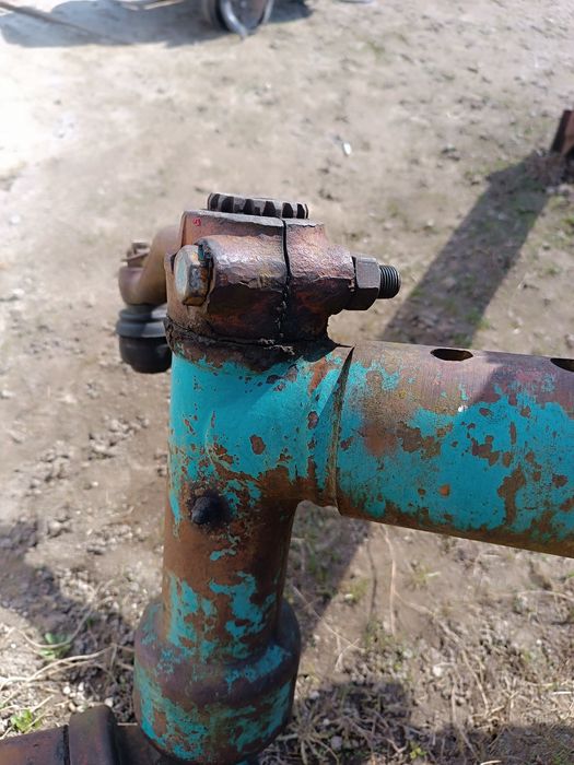 Продам передній брус цафи сошки ступиці коліна ЮМЗ в ідеальному стані
