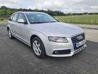 Audi a4 b8 kombi 2.0tdi manual ledy mmi alufelgi
