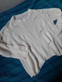 Sweter damski xl xxl 42 44 sweterek jasny over size plus z dziurkami