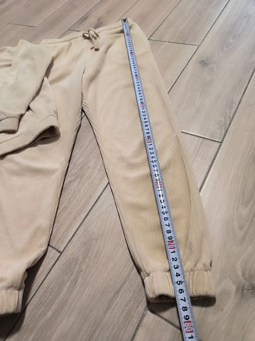 H&M спортивний костюм 8-9 років