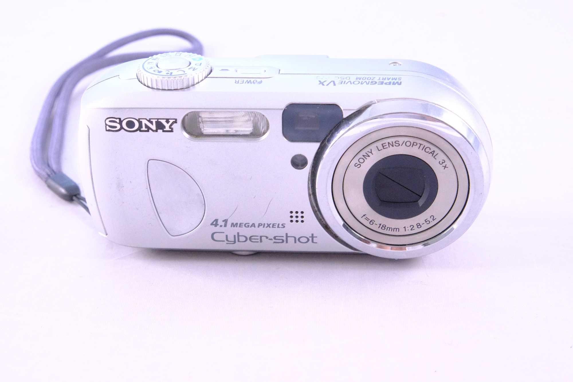 Sony Cyber-shot DSC-P73 – Y2K flash & vibes