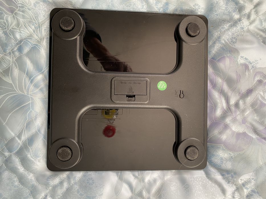 Напольные электронные весы умные