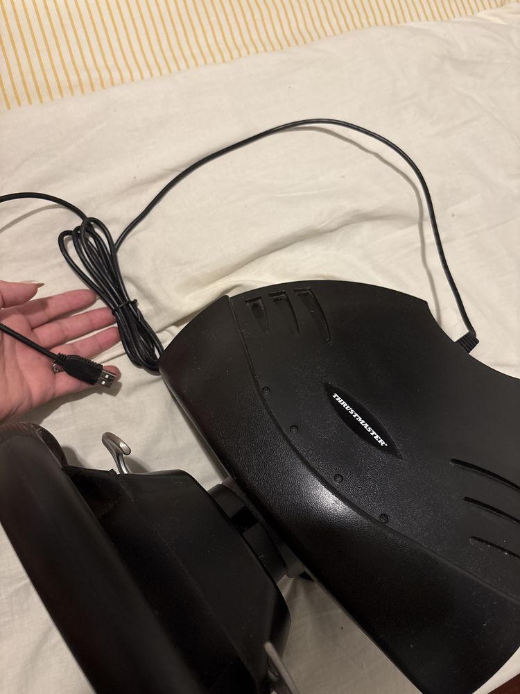 Conjunto de pedais e volante para playstation