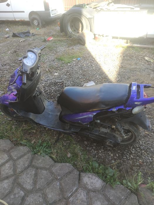 Продам скутер ібен 150