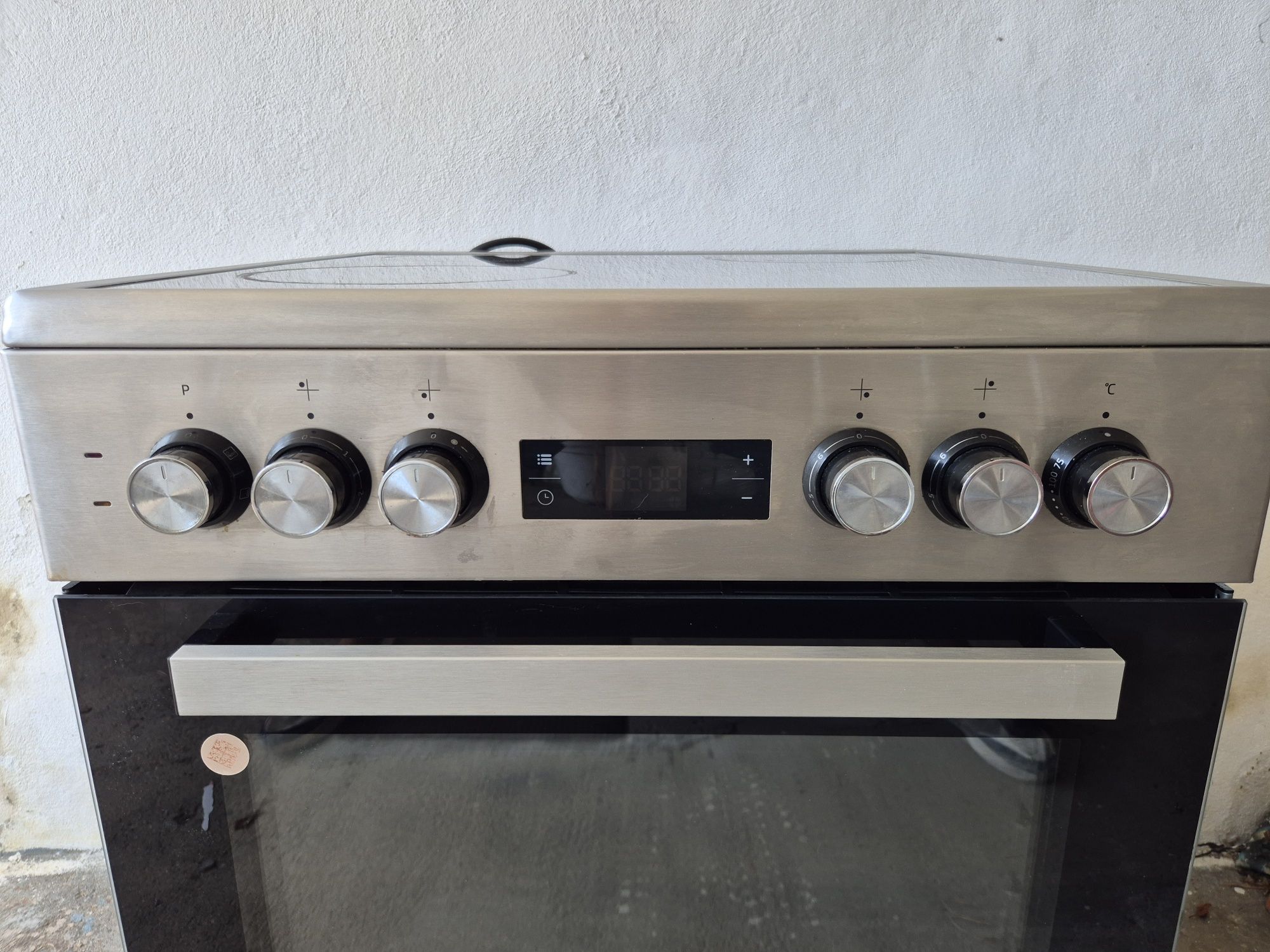 Fogão Beko 100% eléctrico