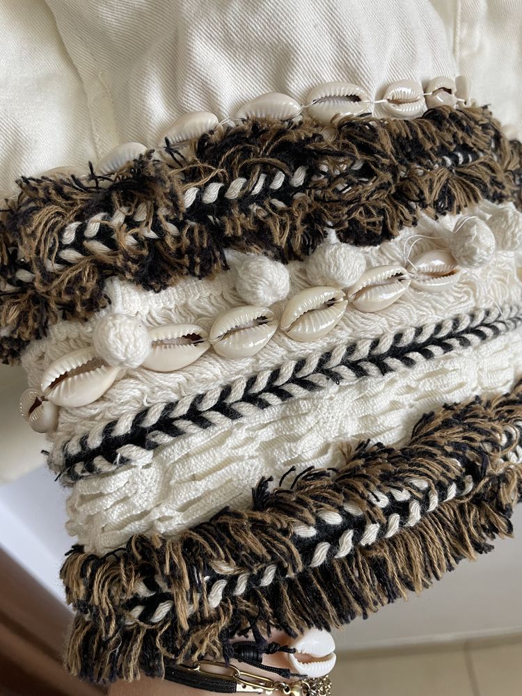 Zara L bawełniana kurtka katana koszulowa boho style etno muszelki