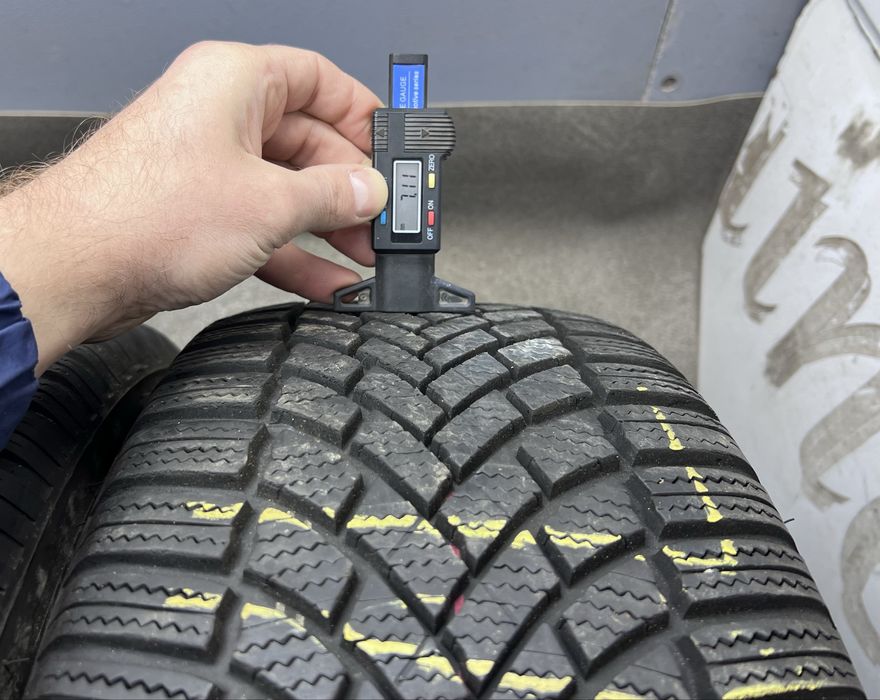 Шини ~7мм зима 225 60 R17 Bridgestone Blizzak LM005 зимові