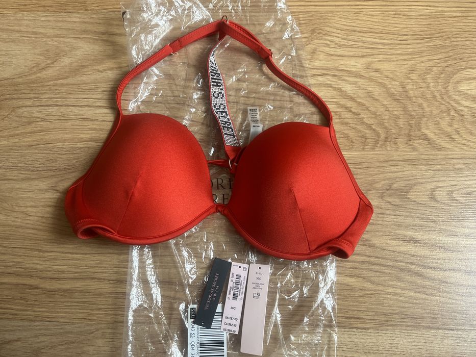Stroj kapielowy gora stanik victoria secret 80c 36c