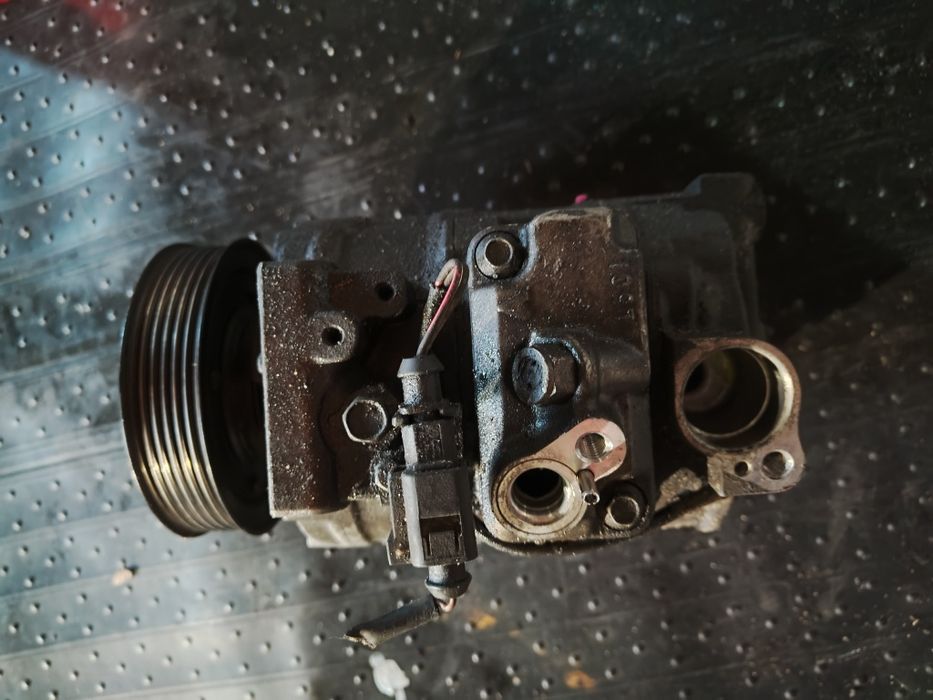 Sprężarka klimatyzacji audi A4 b6 b7 alt passat