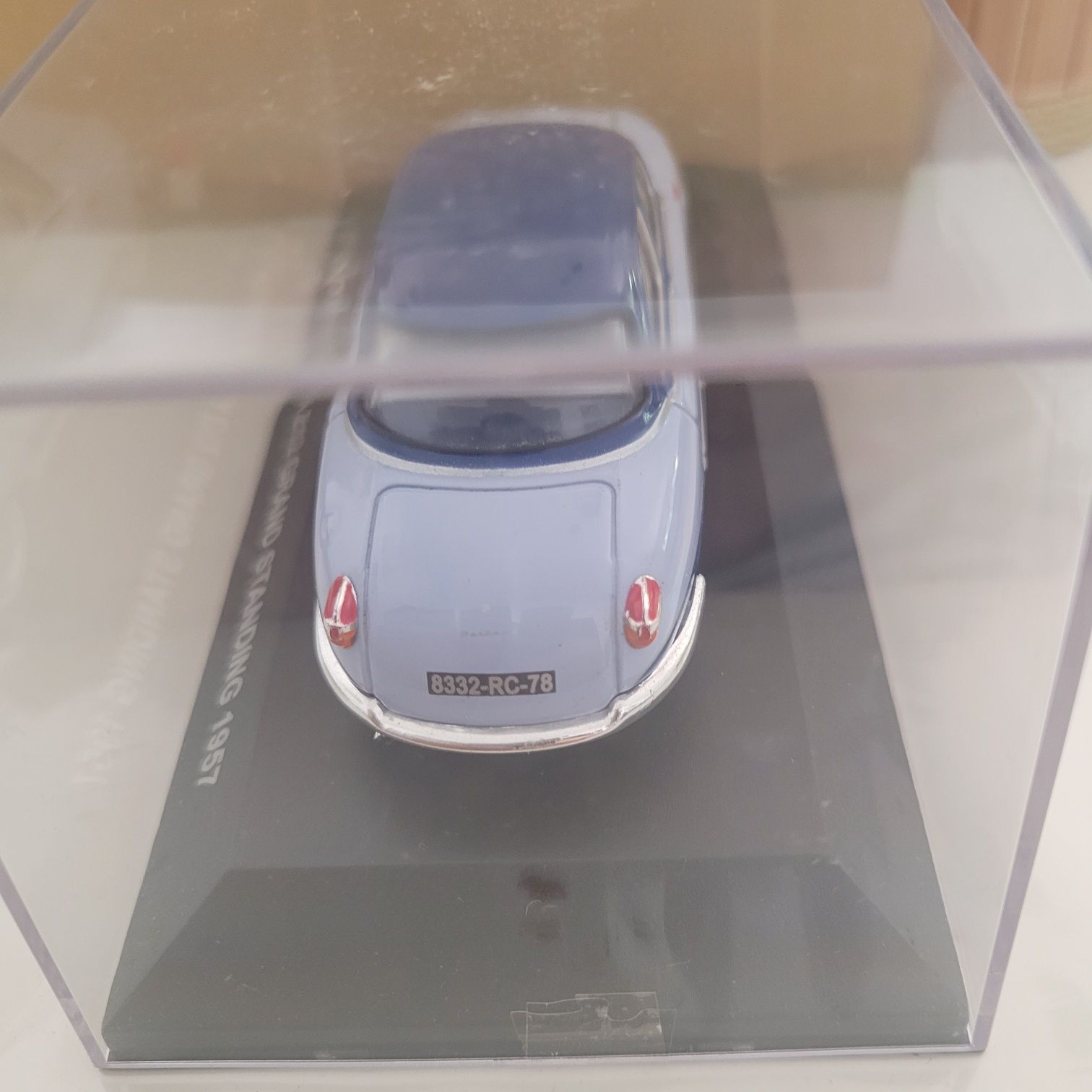 Carro miniatura.