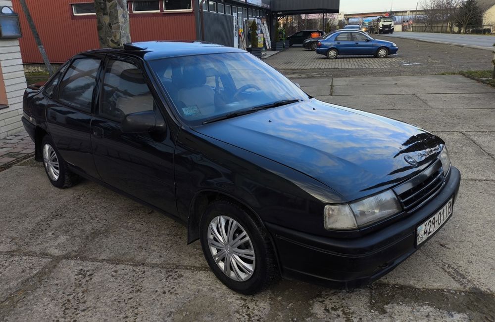 Opel Vektra A 1.6 Бензин в гарному стані Вектра авто машина