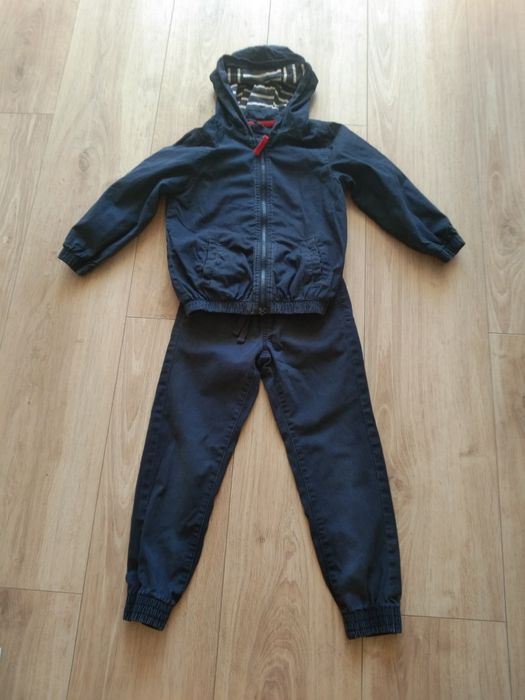 Костюм для хлопчика куртка штани джогери 4-5 років