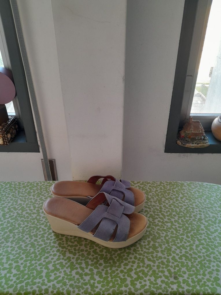 Vendo Sandálias de Senhora SEASIDE muito bonitas como novas