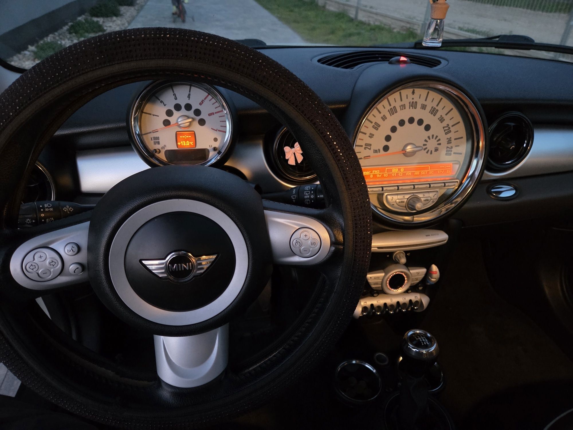 Mini Cooper 1.6hdi najlepszy silnik w tym modelu full opcja
