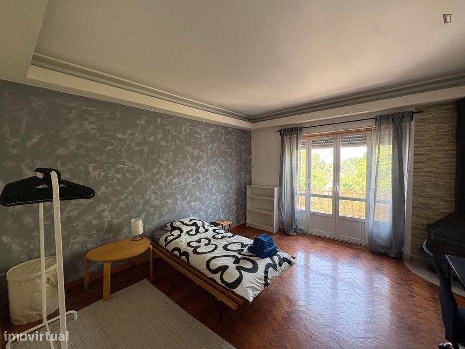 Quarto - localizado em Penha de França Lisbon