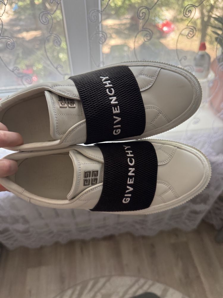 GIVENCHY оригінальні кеди