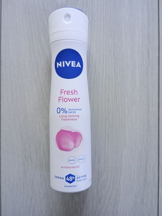 Dezodorant Antyperspirant Nivea Fresh Flower 0% aluminium.