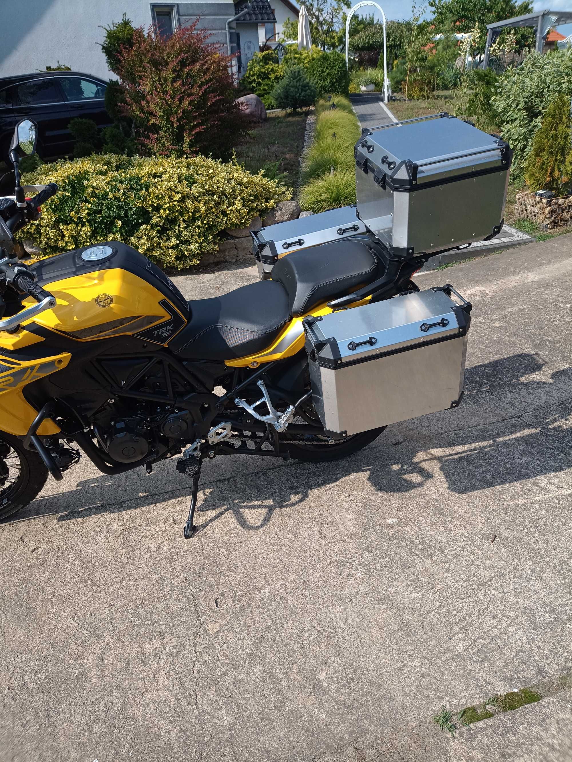 Benelli trk 502x