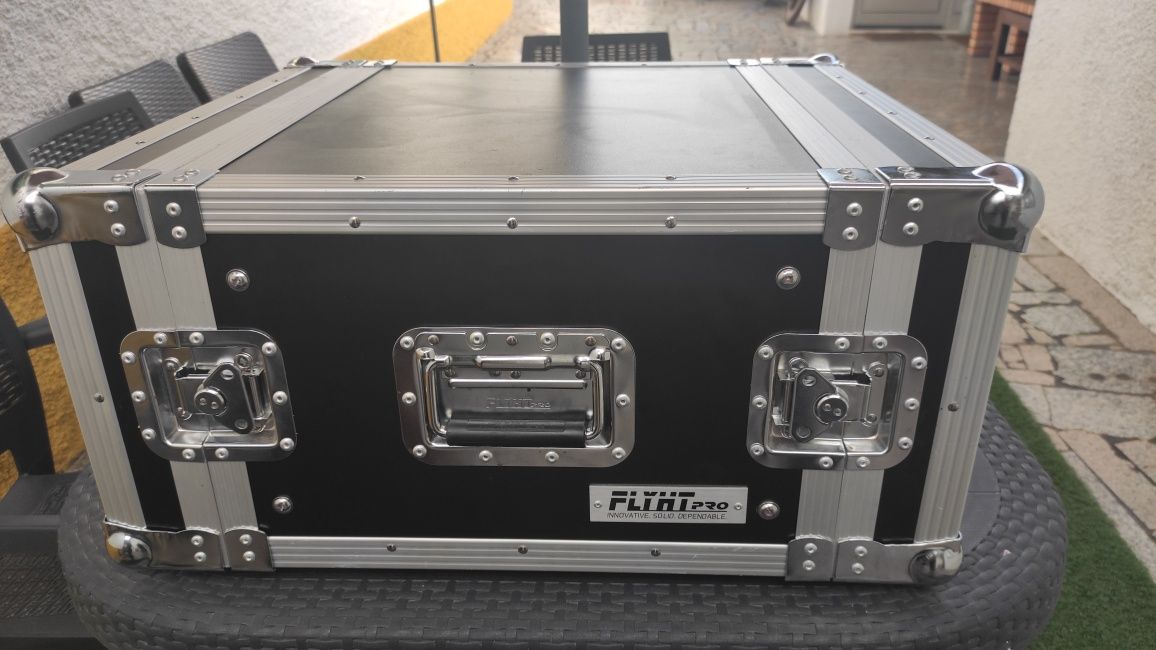 Flight Case 6 unidades