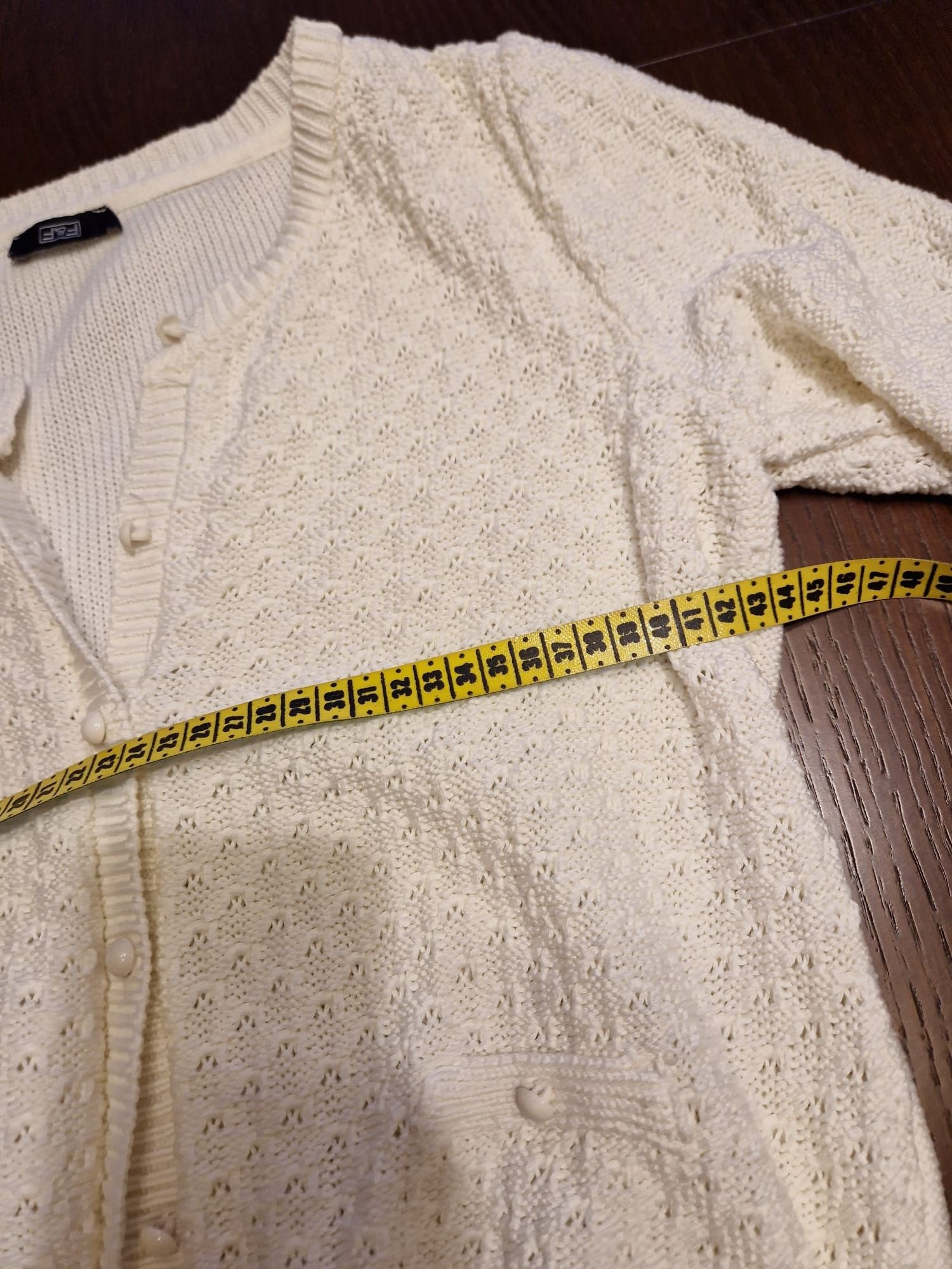 Biały sweter koronkowa struktura tkany 3/4rękawy casual vintage, z guz