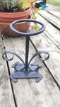Świecznik metalowy czarny metaloplastyka 21cm