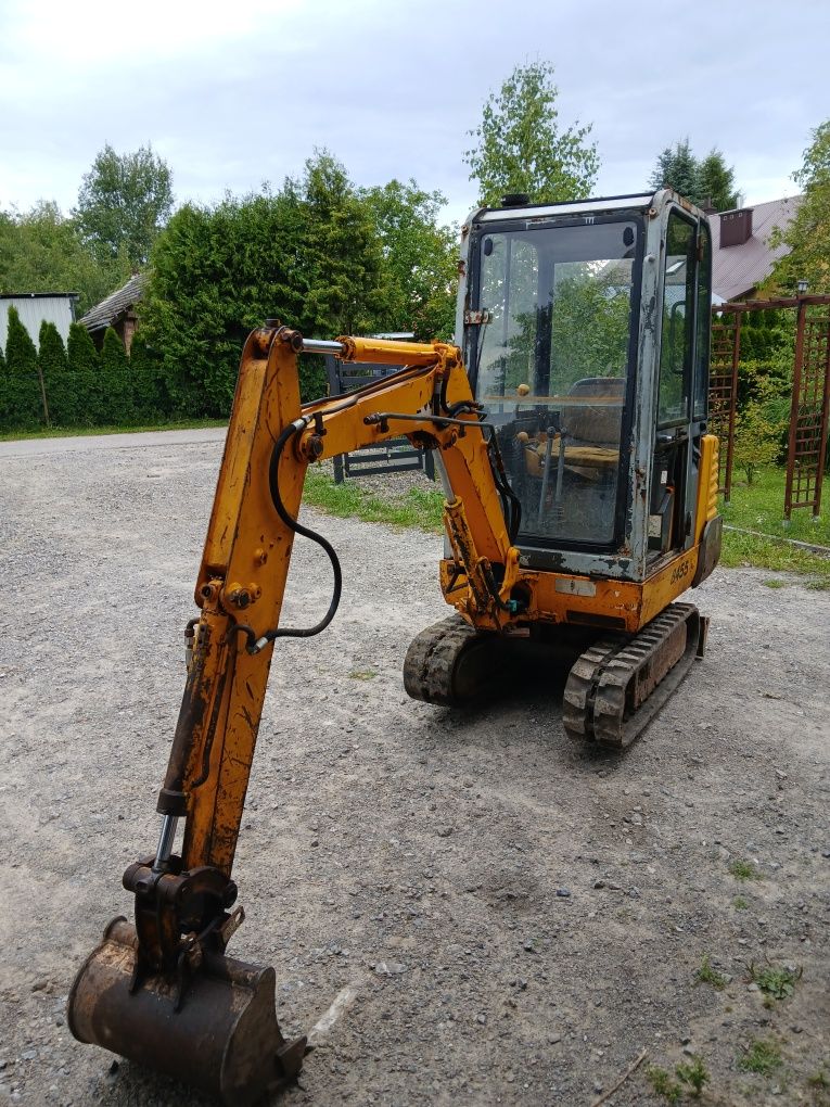 Mini koparka jcb