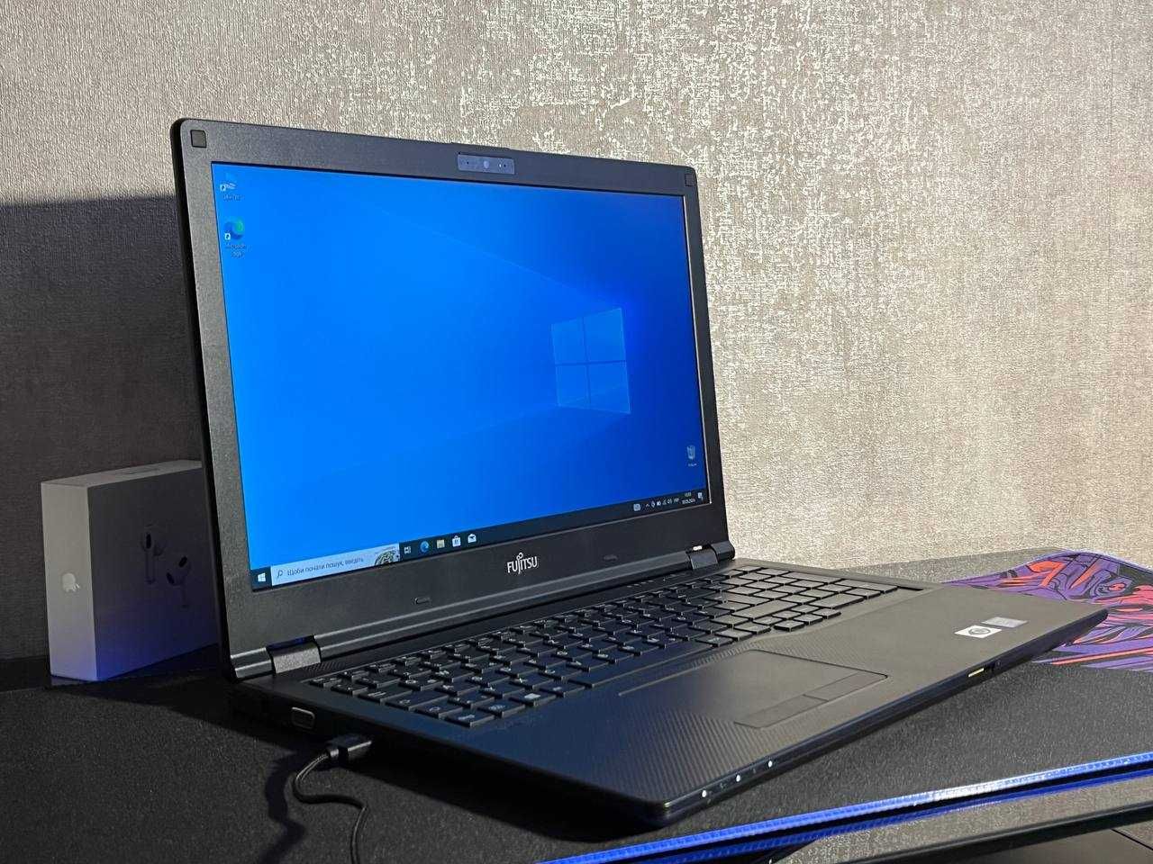 Fujitsu LifeBook E559