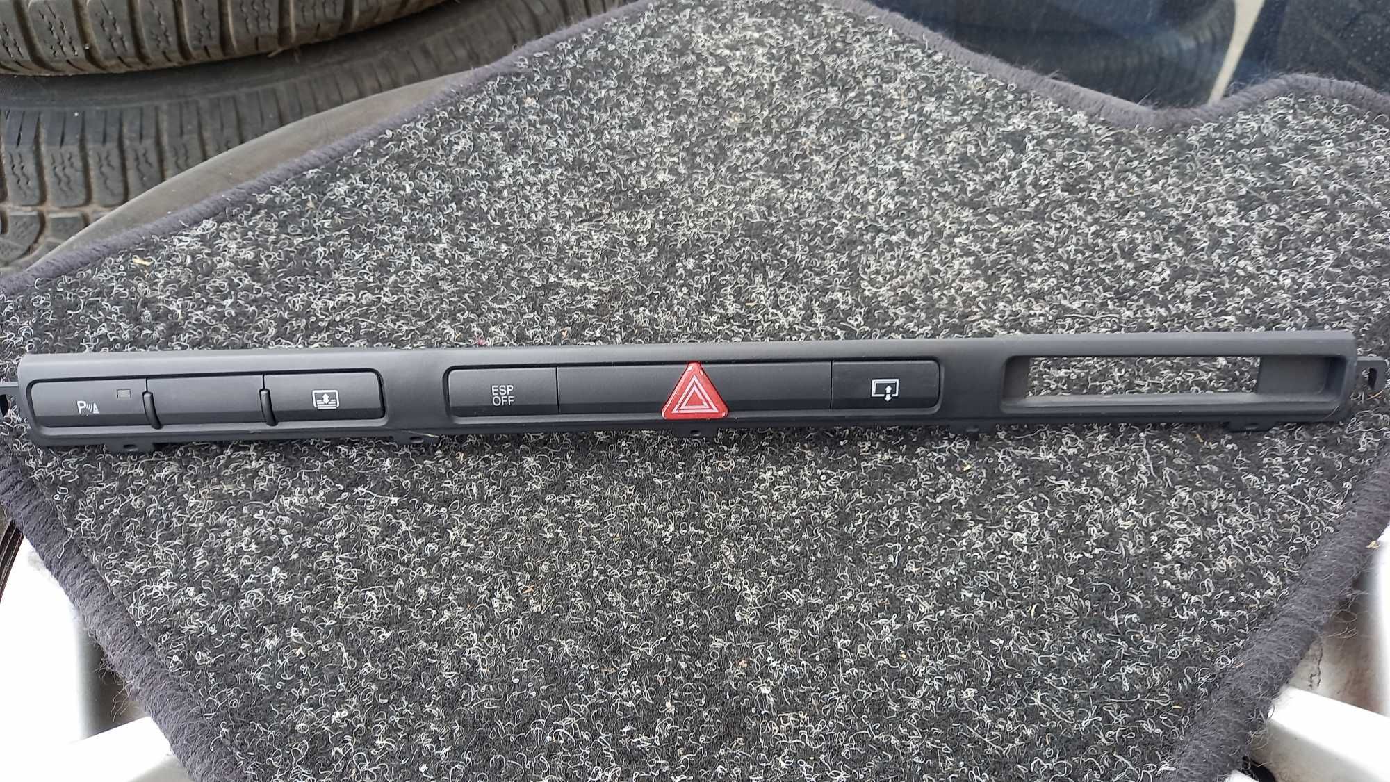 Audi A8-D3 Panel ,listwa przełączników awaryjny