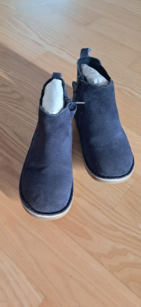 Sprzedam buty jesienne, rozm. 27