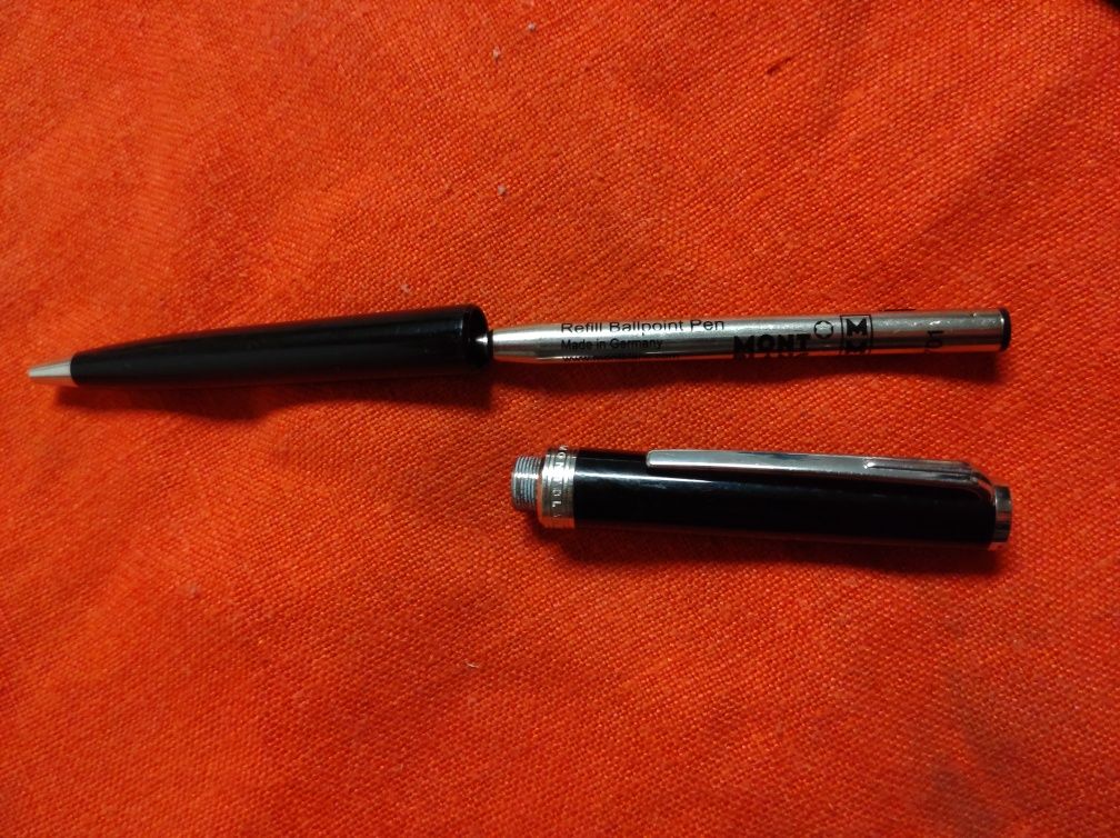 Caneta Montblanc ouro e platina