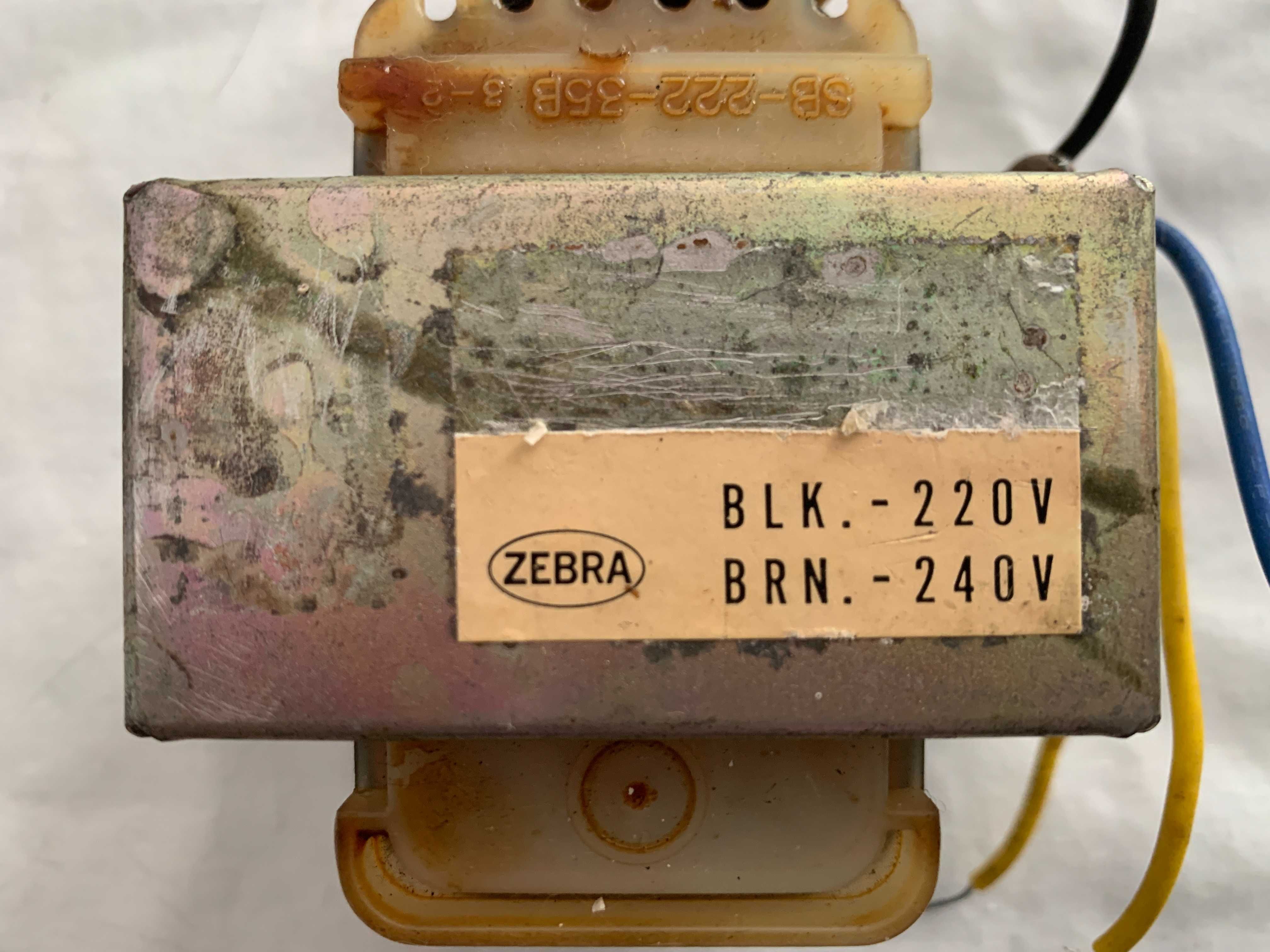 Transformadores 220 V - 31,5 V / 2,5A
