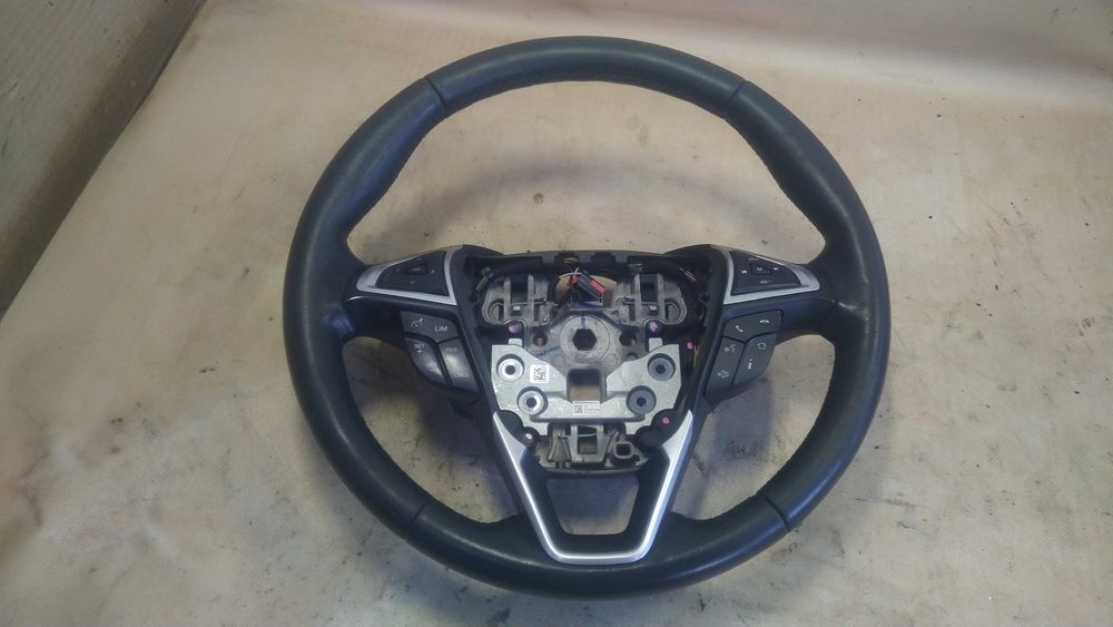) S-Max Mk2 kierownica wielofunkcyjna łopatki